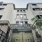 Itsy Hotels Connaught Mews