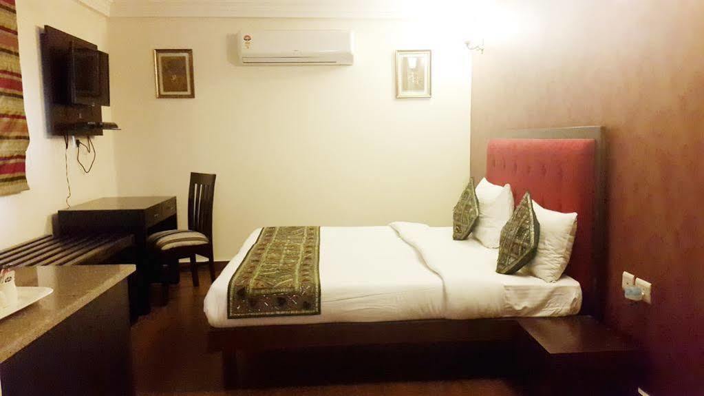 Hotel Itsy Connaught Mews New Delhi